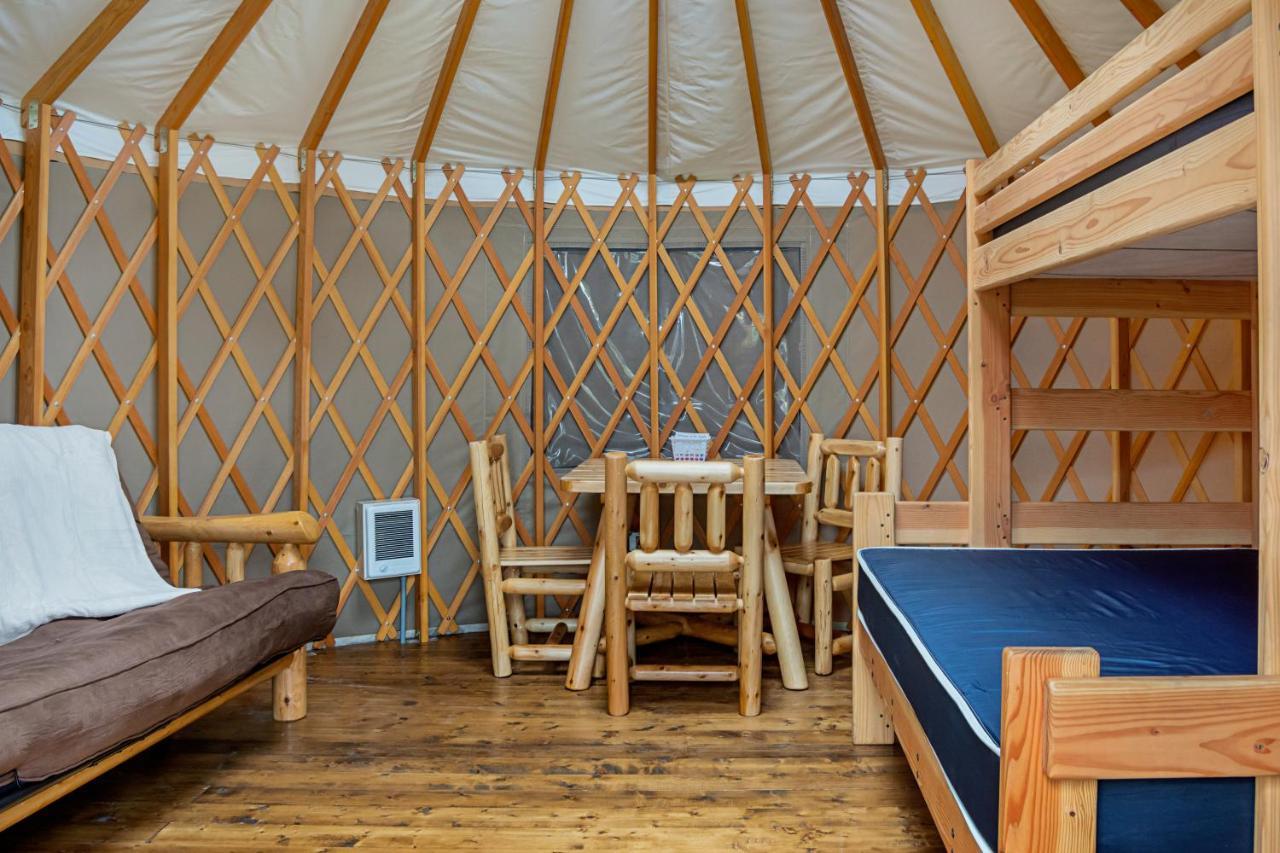 Long beach Camping Resort Yurt 8 Oceanview Exterior foto